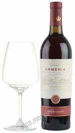 Armenia Red Semisweet 2013 армянское вино Армения Красное полусладкое 2013
