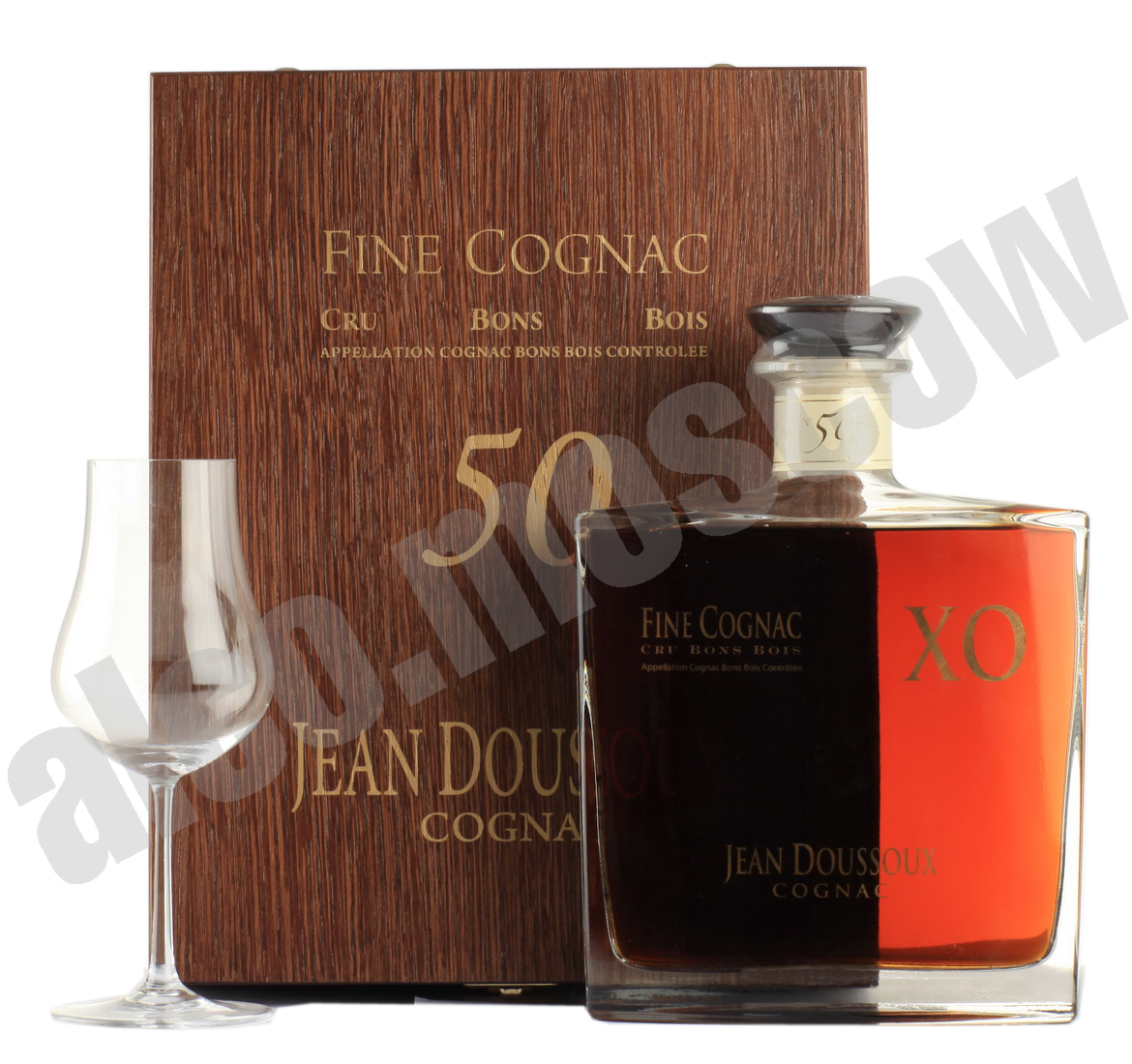 Коньяк 50 лет купить. Коньяк Дюсе. Jean Doussoux Cognac. Коньяк 50 лет. Французский коньяк 50 лет выдержки.