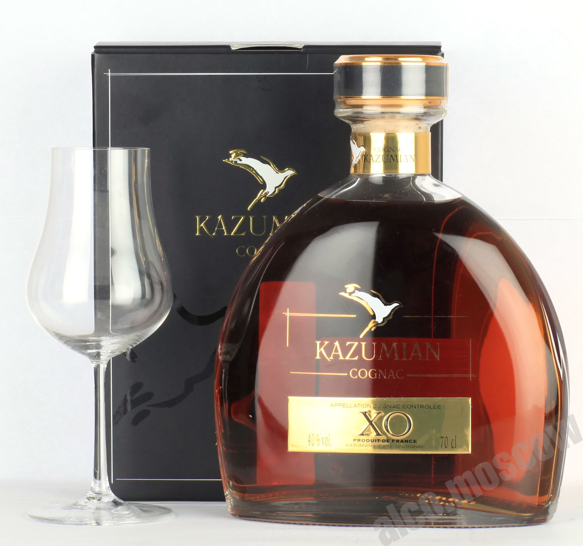 Коньяк фрунзик отзывы. Коньяк Казумян Хо. Коньяк XO Kazumian Cognac. 5 Иксо коньяк. Хайн Иксо коньяк Антиквар.