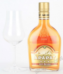 Ararat 3 Stars 0,25l Коньяк Арарат 3 звездочки 0,25л