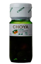 Choya Umeshu Японское вино Чойа Умешу с плодами сливы